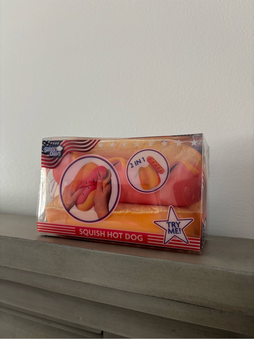 SQUEEZY Squish Hot Dog 2-in-1 Squishy Toy - Pink & Yellow